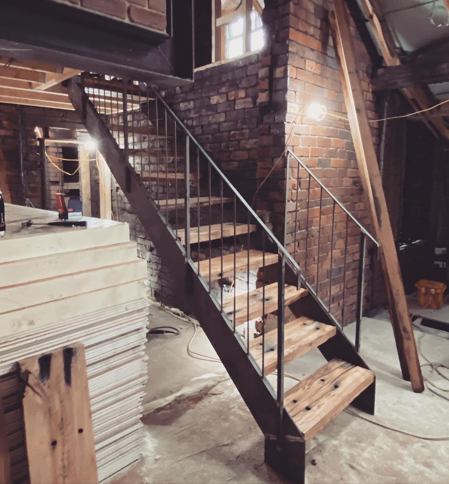 f&f staircase build