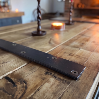 f&f bespoke table angle 8